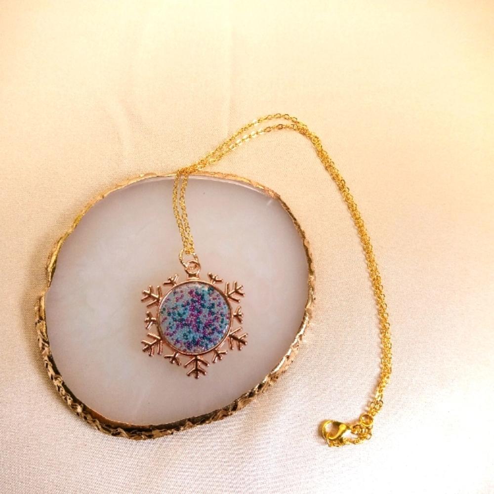 Snowflake resin pendant